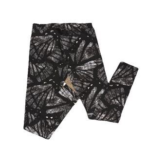 NWT Abercrombie & Fitch The A&F High Rise Legging Size M Gray Geometric Print